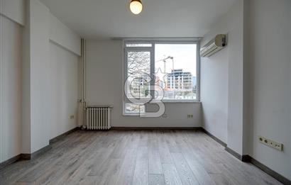 Etiler Küçük Çamlık Sitesinde Prestijli Konumda Kiralık 3+1 Daire