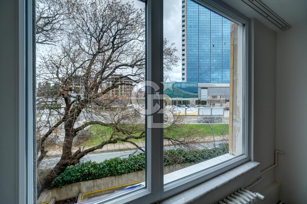 Etiler Küçük Çamlık Sitesinde Prestijli Konumda Kiralık 3+1 Daire
