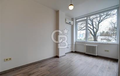 Etiler Küçük Çamlık Sitesinde Prestijli Konumda Kiralık 3+1 Daire