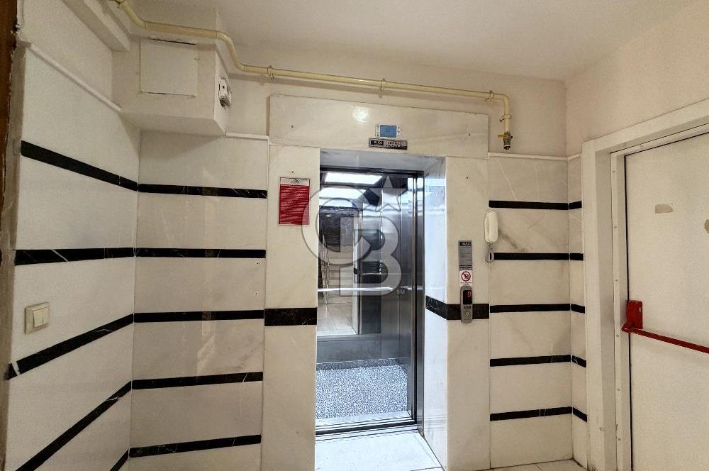 BORNOVA SERBEST SİTESİ’NDE KİRALIK GENİŞ 3+1 DOĞALGAZLI DAİRE