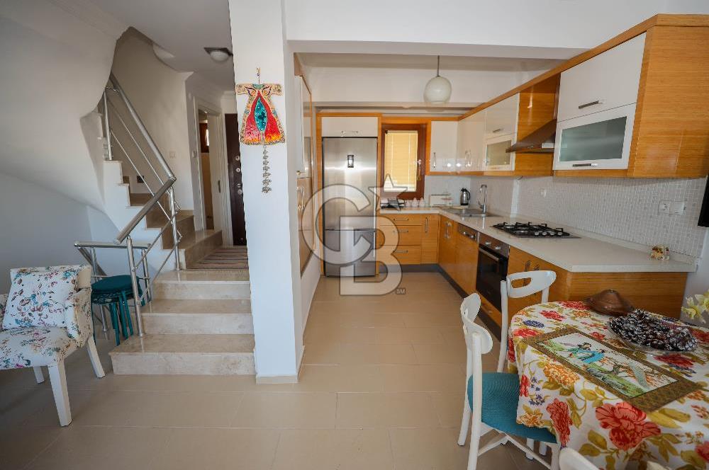 Bodrum Gündoğan Merkezde  Deniz Manzaralı Yenilenmiş 4+2 Tripleks