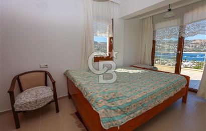 Bodrum Gündoğan Merkezde  Deniz Manzaralı Yenilenmiş 4+2 Tripleks