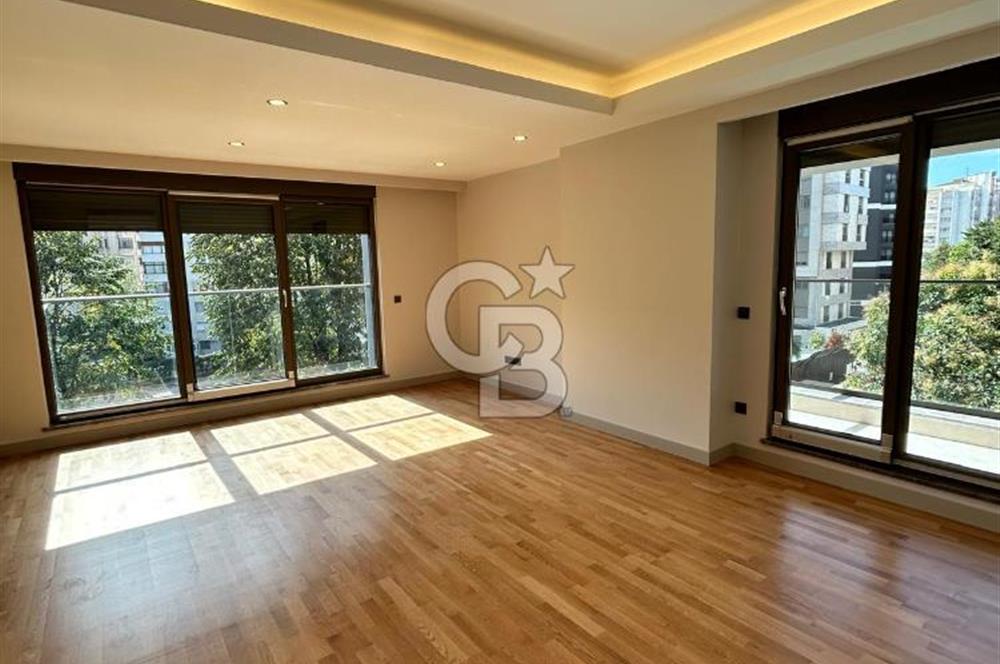 Erenköy’de yeni bitmiş binada balkonlu ebeveynli 3+1