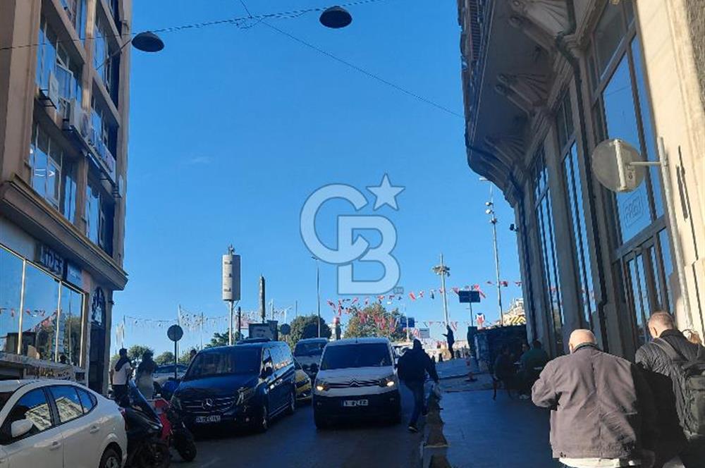 Beyoğlu Şişhanede çok iyi konumda kullanıma hazır 25 m2 1+1  Ofis