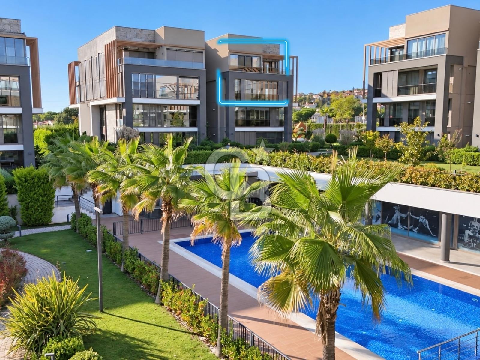 Avlu Bademli'de Eşyalı, Havuz Manzaralı 4,5+1 Dubleks Daire