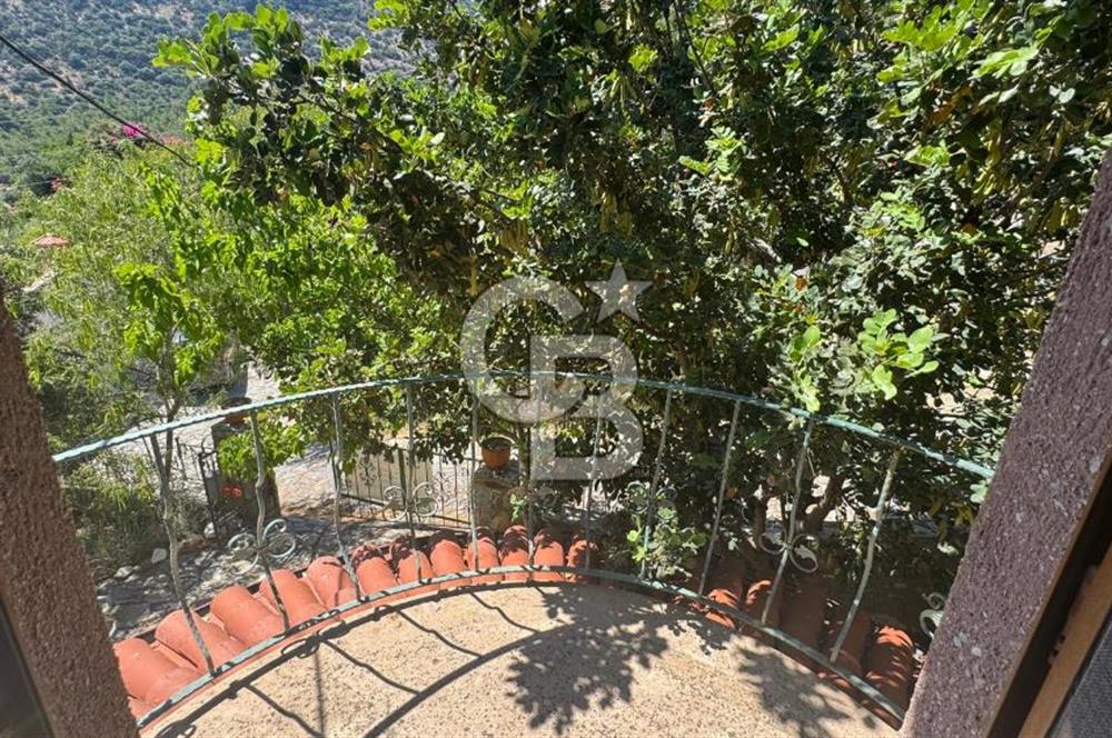DATÇA EMECİK’TE DENİZ MANZARALI, LOFT MÜŞTEMİLATLI 3+1 VİLLA
