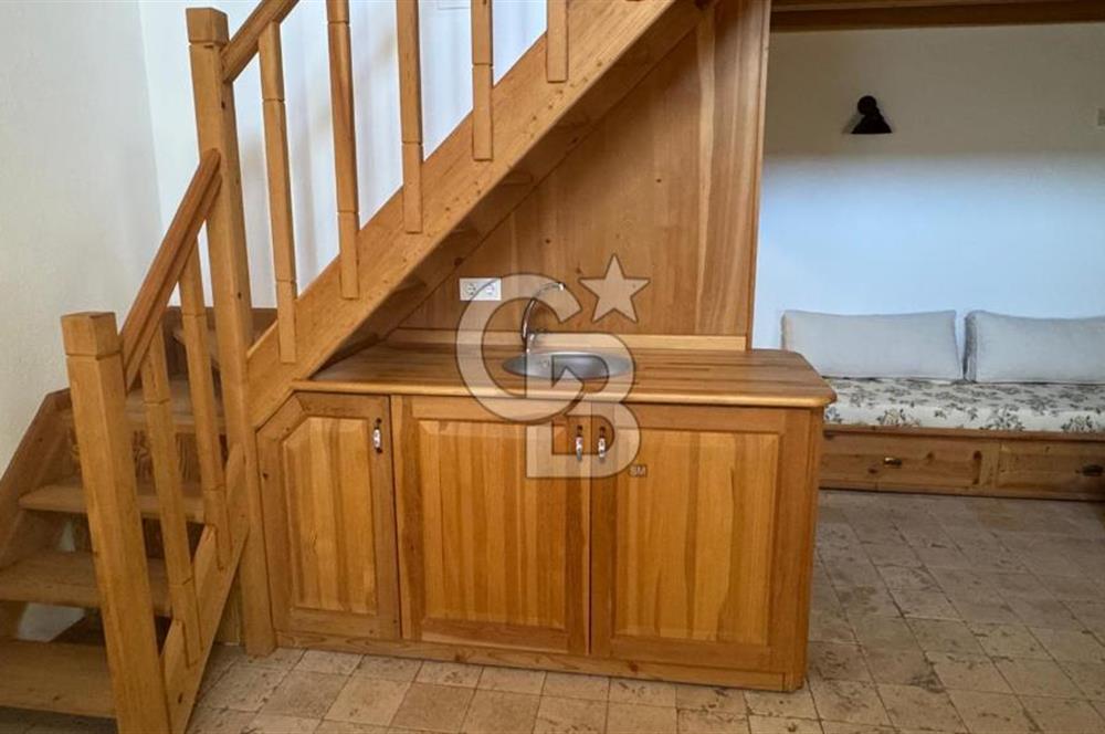 DATÇA EMECİK’TE DENİZ MANZARALI, LOFT MÜŞTEMİLATLI 3+1 VİLLA