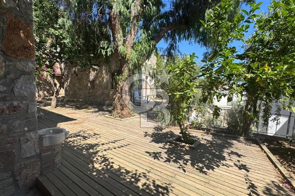 DATÇA EMECİK’TE DENİZ MANZARALI, LOFT MÜŞTEMİLATLI 3+1 VİLLA