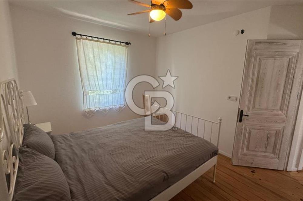 DATÇA EMECİK’TE DENİZ MANZARALI, LOFT MÜŞTEMİLATLI 3+1 VİLLA