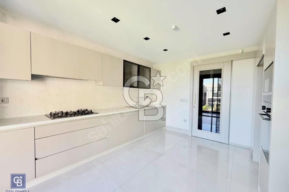 Avlu Bademli'de Eşyalı, Havuz Manzaralı 4,5+1 Dubleks Daire