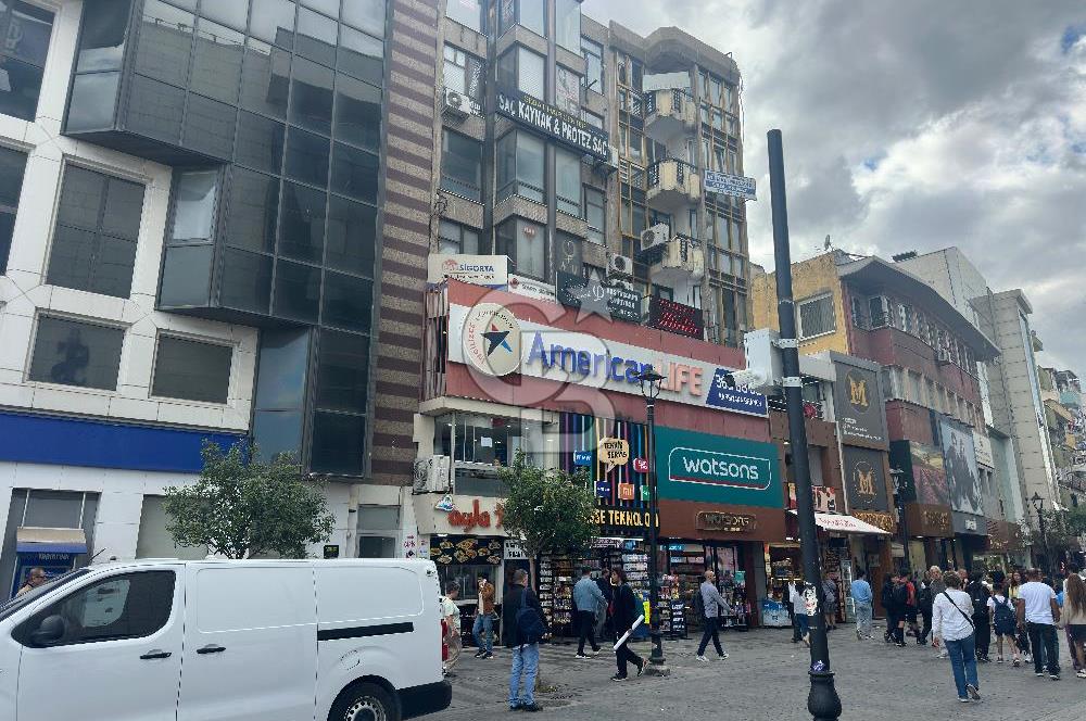Karşıyaka Çarşı Girişi Deniz Manzaralı 85m2 Satılık Geniş Ofis
