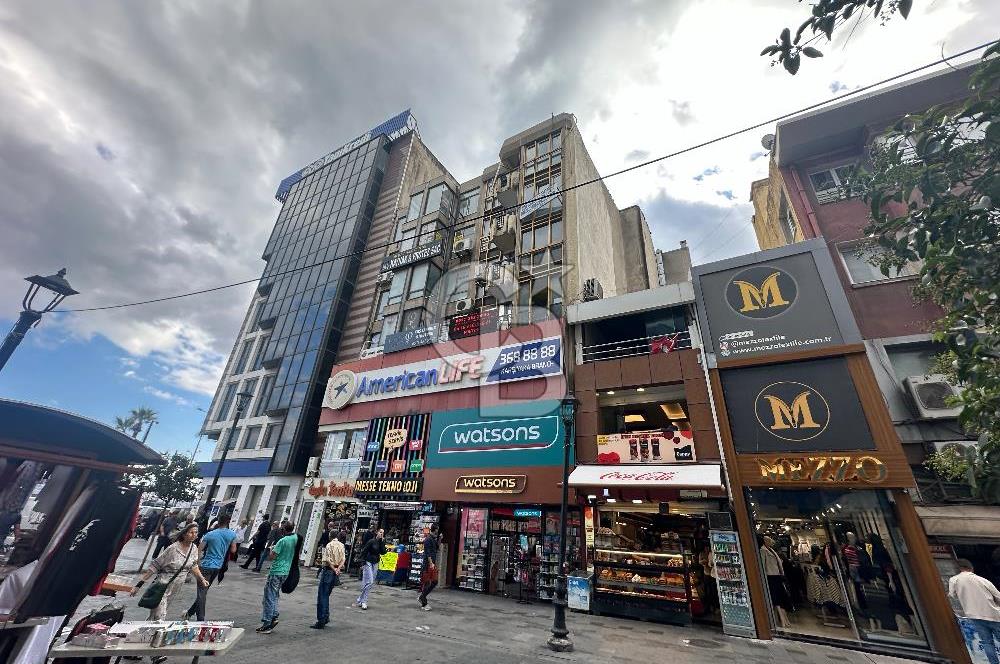 KARŞIYAKA ÇARŞI GİRİŞİNDE | İSKELE KARŞISI | SATILIK 30 M² OFİS