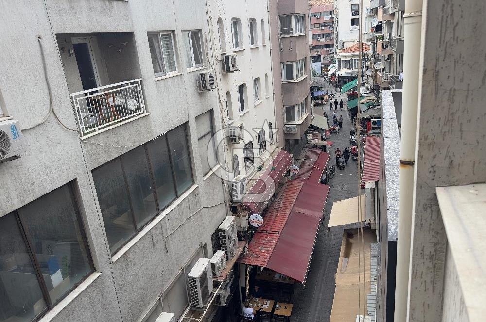 KARŞIYAKA ÇARŞI GİRİŞİNDE | İSKELE KARŞISI | SATILIK 30 M² OFİS