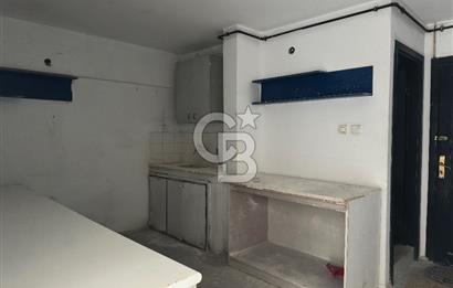 KARŞIYAKA ÇARŞI GİRİŞİNDE | İSKELE KARŞISI | SATILIK 30 M² OFİS