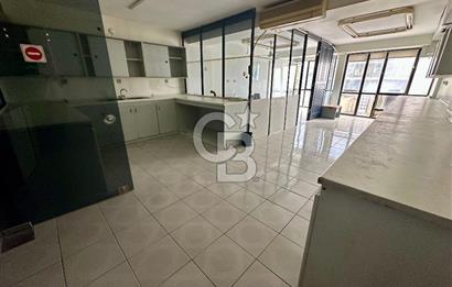 Karşıyaka Çarşı Girişi Deniz Manzaralı 85m2 Satılık Geniş Ofis