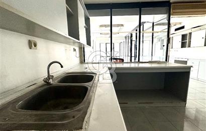 Karşıyaka Çarşı Girişi Deniz Manzaralı 85m2 Satılık Geniş Ofis