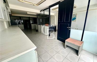 Karşıyaka Çarşı Girişi Deniz Manzaralı 85m2 Satılık Geniş Ofis