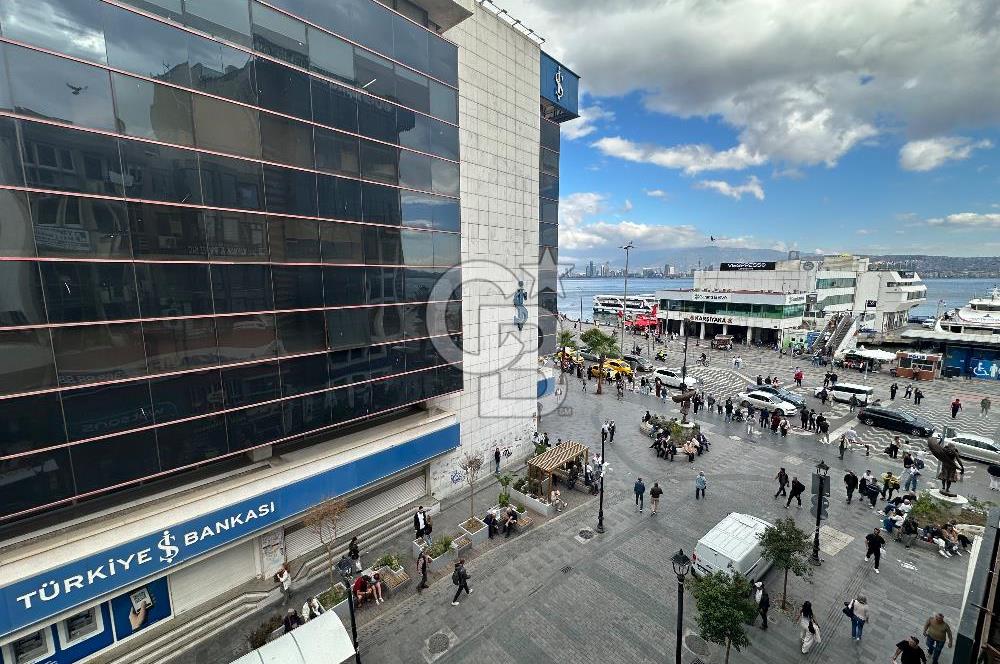 Karşıyaka Çarşı Girişi Deniz Manzaralı 85m2 Satılık Geniş Ofis