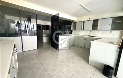 Karşıyaka Çarşı Girişi Deniz Manzaralı 85m2 Satılık Geniş Ofis
