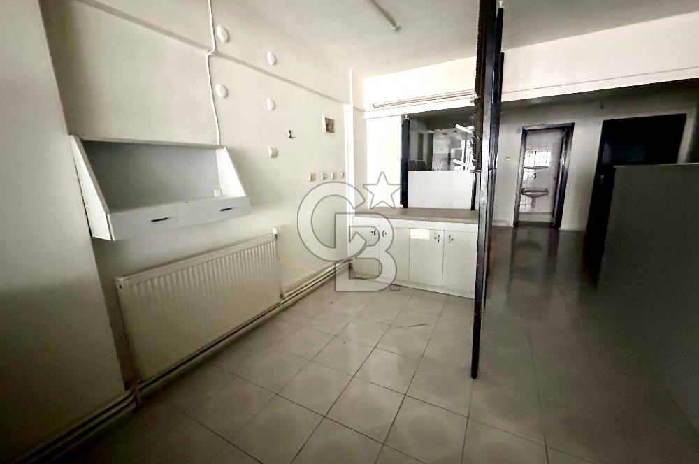 Karşıyaka Çarşı Girişi Deniz Manzaralı 85m2 Satılık Geniş Ofis