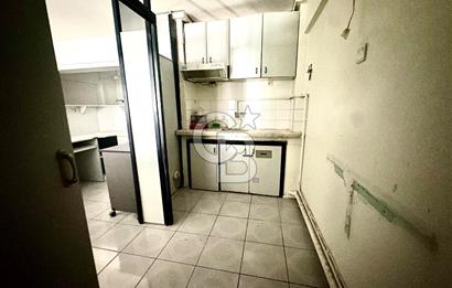 Karşıyaka Çarşı Girişi Deniz Manzaralı 85m2 Satılık Geniş Ofis
