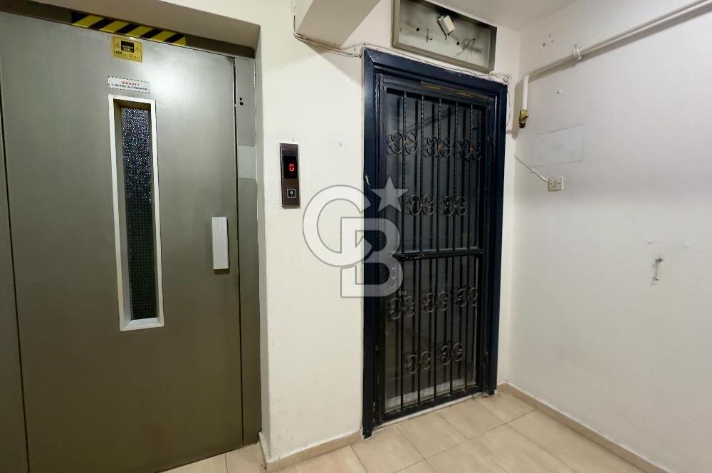 Karşıyaka Çarşı Girişi Deniz Manzaralı 85m2 Satılık Geniş Ofis