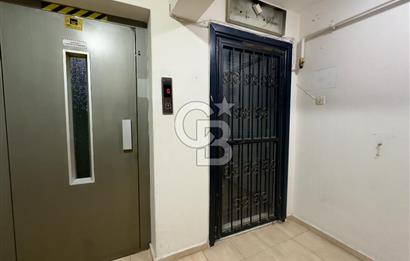 Karşıyaka Çarşı Girişi Deniz Manzaralı 85m2 Satılık Geniş Ofis
