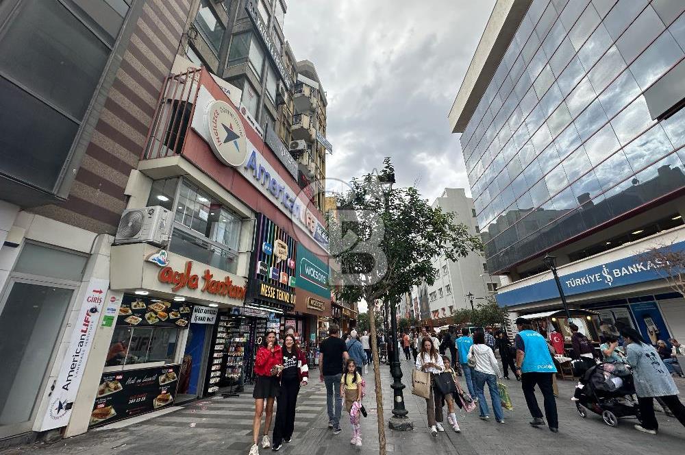 KARŞIYAKA ÇARŞI GİRİŞİNDE | İSKELE KARŞISI | SATILIK 30 M² OFİS