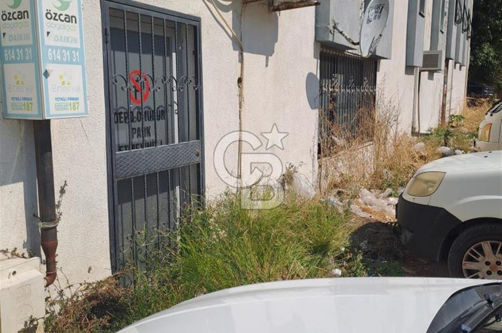 Kuşadası Türkmen'de Yatırımlık Köşe Mağaza