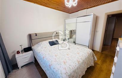 Bayraklı Yamanlarda Manzaralı Teraslı Satılık Geniş 3+1 Daire