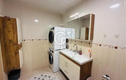 Bayraklı Yamanlarda Manzaralı Teraslı Satılık Geniş 3+1 Daire