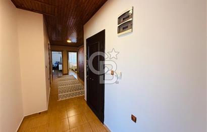 Bayraklı Yamanlarda Manzaralı Teraslı Satılık Geniş 3+1 Daire