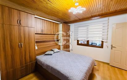 Bayraklı Yamanlarda Manzaralı Teraslı Satılık Geniş 3+1 Daire