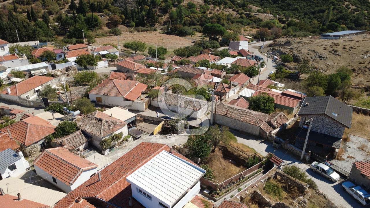 AŞAĞIŞAKRAN KÖY İÇİNDE 191m2 ARSA İÇERİSİNDE KARGİR EVİ OLAN