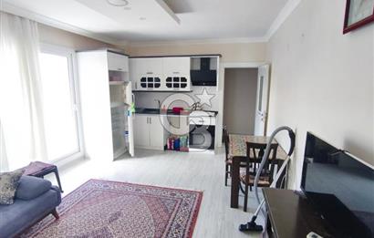 İzmir Foça Kazımdirik Mahallesinde Eşyalı 2+1 Kiralık Daire