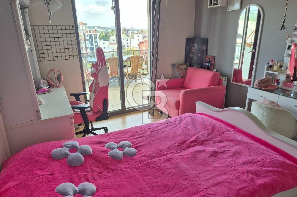 TUZLA CORDELLA'DA STANDART 2+1 TANIMINI DEĞİŞTİREN SATILIK DAİRE