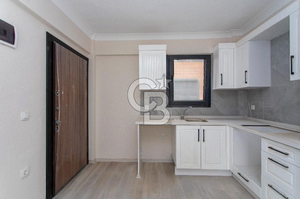 Foça Bağarası Kazım Dirik Mah. Satılık 1+1 Bahçe Katı Daire