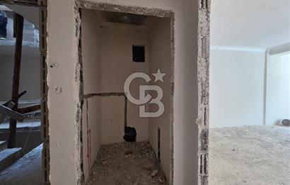 ÇANKAYA MİMAR SİNAN MAH. KOLEJ YAKINI 3+1 SATILIK ARAKAT ( TAKASA UYGUN)