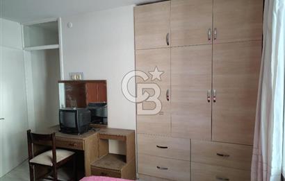 KARŞIYAKA ÇARŞI AKBANK SOKAK'TA 2+1 EŞYALI KİRALIK DAİRE