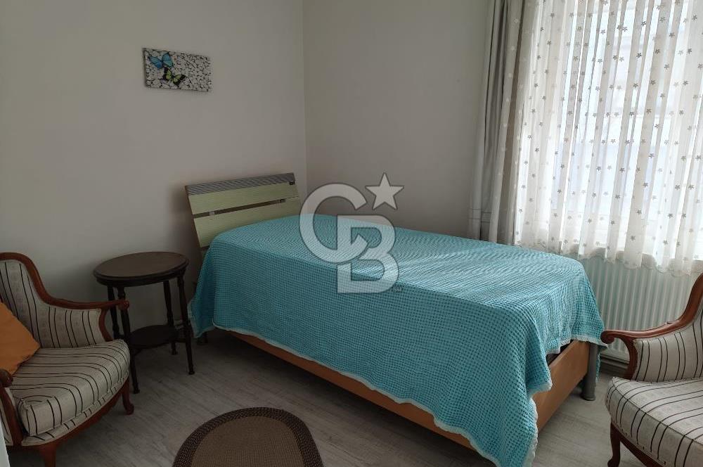 KARŞIYAKA ÇARŞI AKBANK SOKAK'TA 2+1 EŞYALI KİRALIK DAİRE