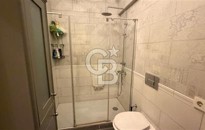 BAŞİSKELEDE PRESTİJLİ SİTE İÇERİSİNDE SATILIK 7+2 LÜKS VİLLA.
