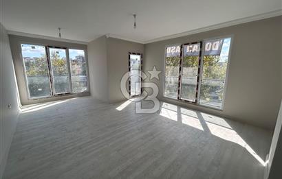 Sancaktepe de Atatürk Caddesine Cephe Kapalı Otopark Olan Daire
