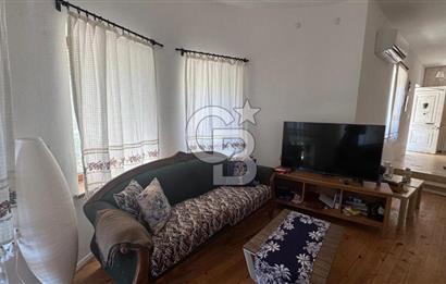 DATÇA EMECİK'TE DENİZ MANZARALI MÜŞTEMİLATLI SATILIK 3+1 VİLLA