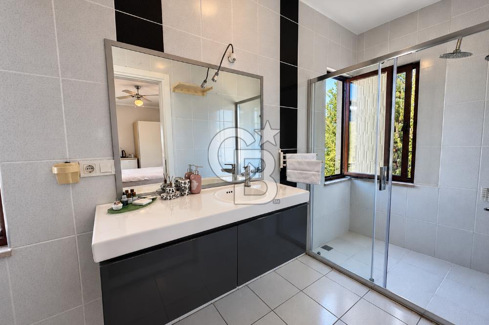 SELİMİYE'DE YENİ BİR HAYAT, SATILIK DENİZ MANZARALI BUTİK OTEL
