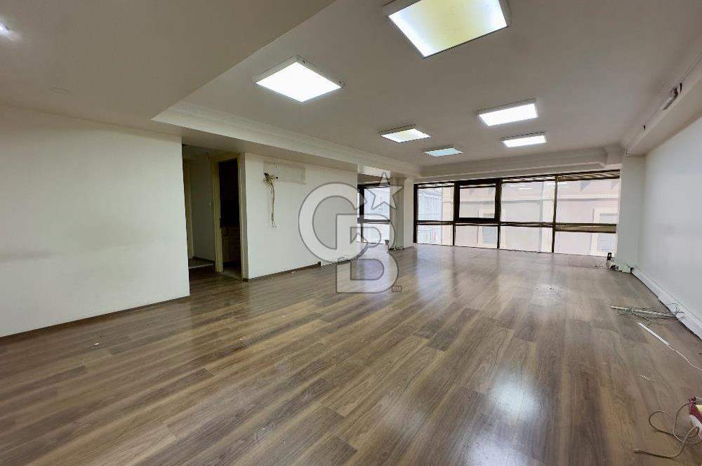 Alsancak Barohan İş Merkezinde Kiralık 105 m² Geniş Ofis