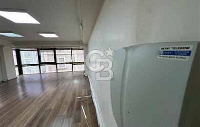 Alsancak Barohan İş Merkezinde Kiralık 105 m² Geniş Ofis