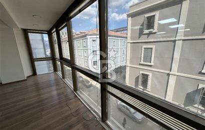 Alsancak Barohan İş Merkezinde Kiralık 105 m² Geniş Ofis