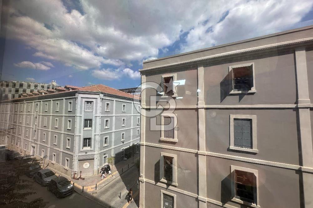 Alsancak Barohan İş Merkezinde Kiralık 105 m² Geniş Ofis