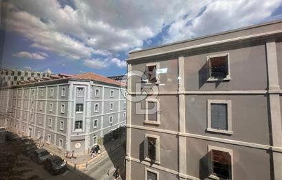 Alsancak Barohan İş Merkezinde Kiralık 105 m² Geniş Ofis