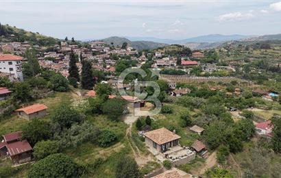 Selçuk Şirince Köy İçi Eşyalı Kiralık Taş Ev